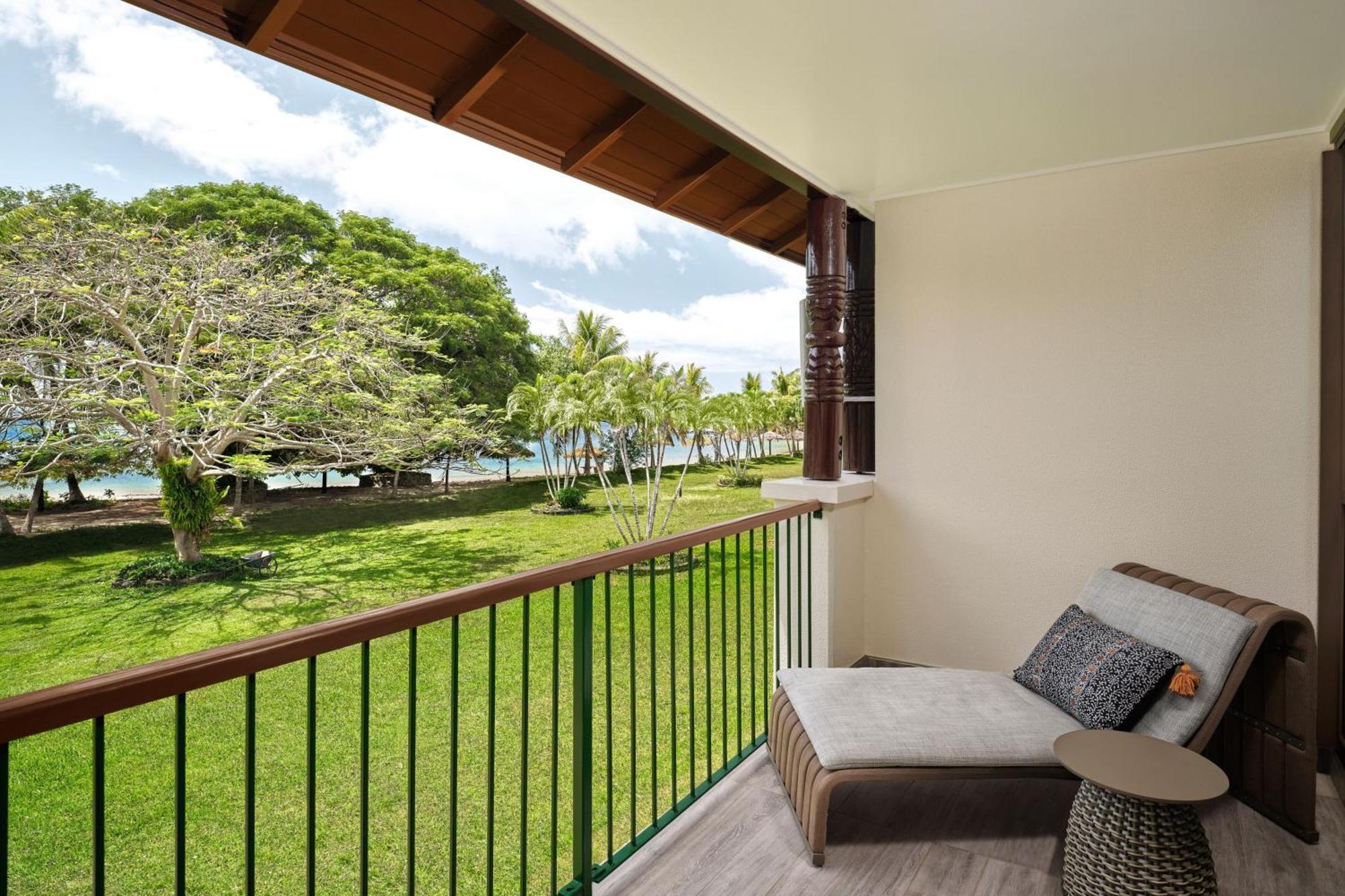 Mulifanua Sheraton Samoa Beach Resort מראה חיצוני תמונה