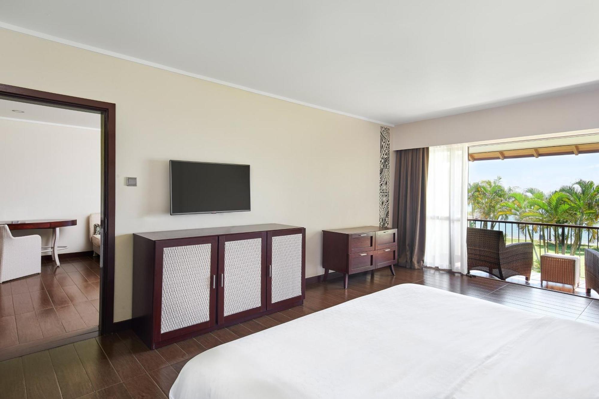 Mulifanua Sheraton Samoa Beach Resort מראה חיצוני תמונה