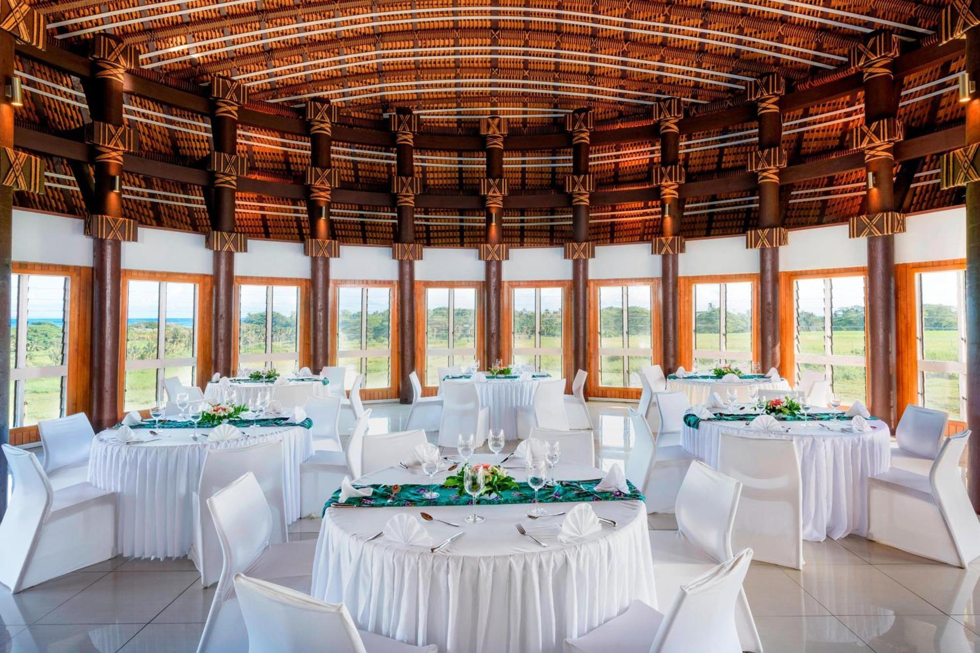 Mulifanua Sheraton Samoa Beach Resort מראה חיצוני תמונה