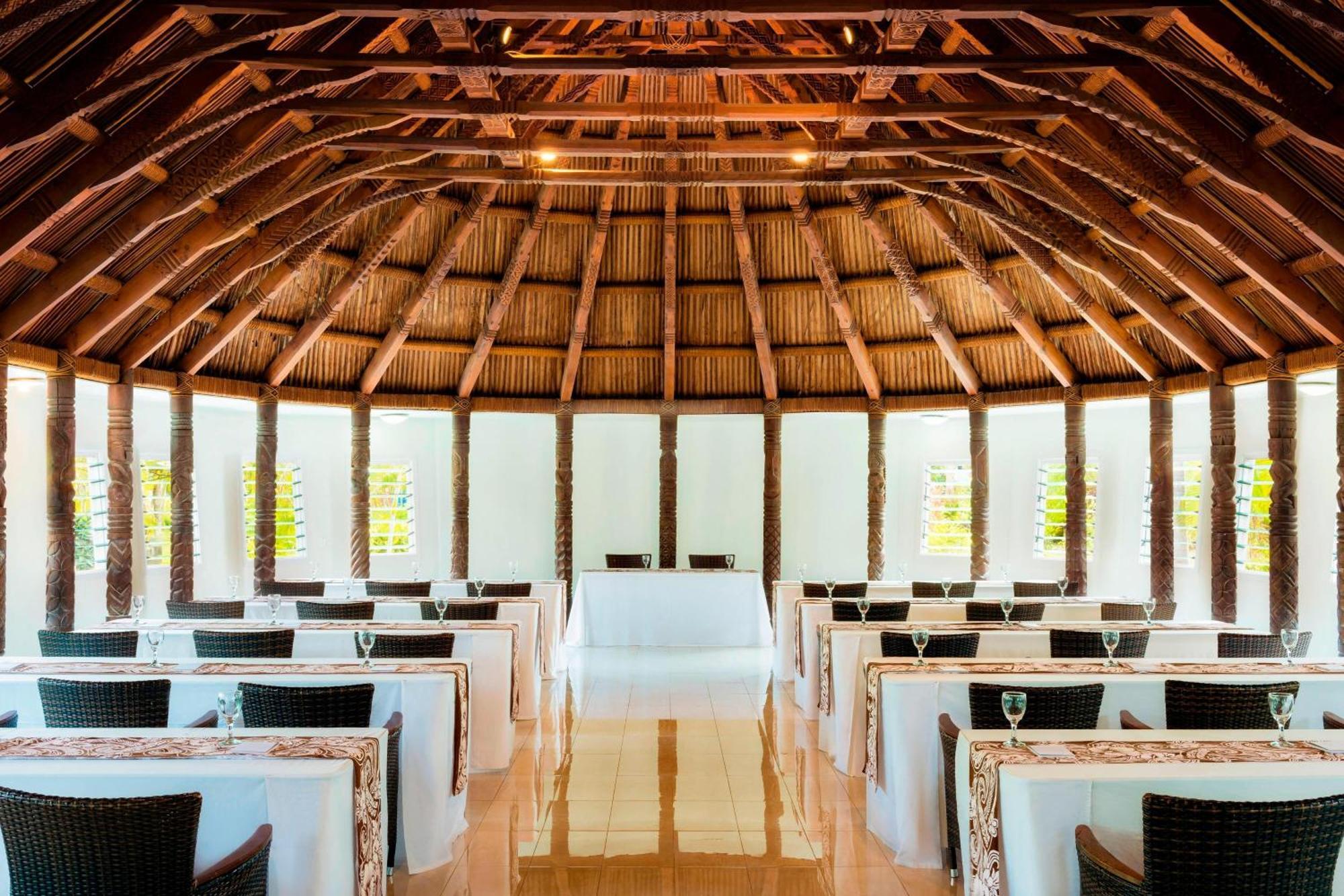Mulifanua Sheraton Samoa Beach Resort מראה חיצוני תמונה