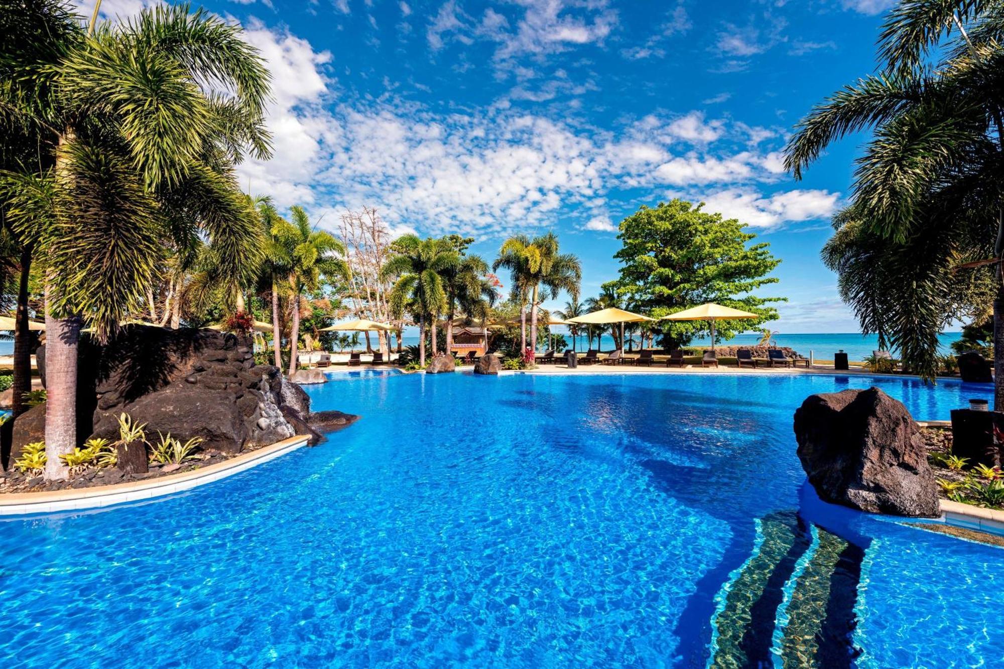 Mulifanua Sheraton Samoa Beach Resort מראה חיצוני תמונה