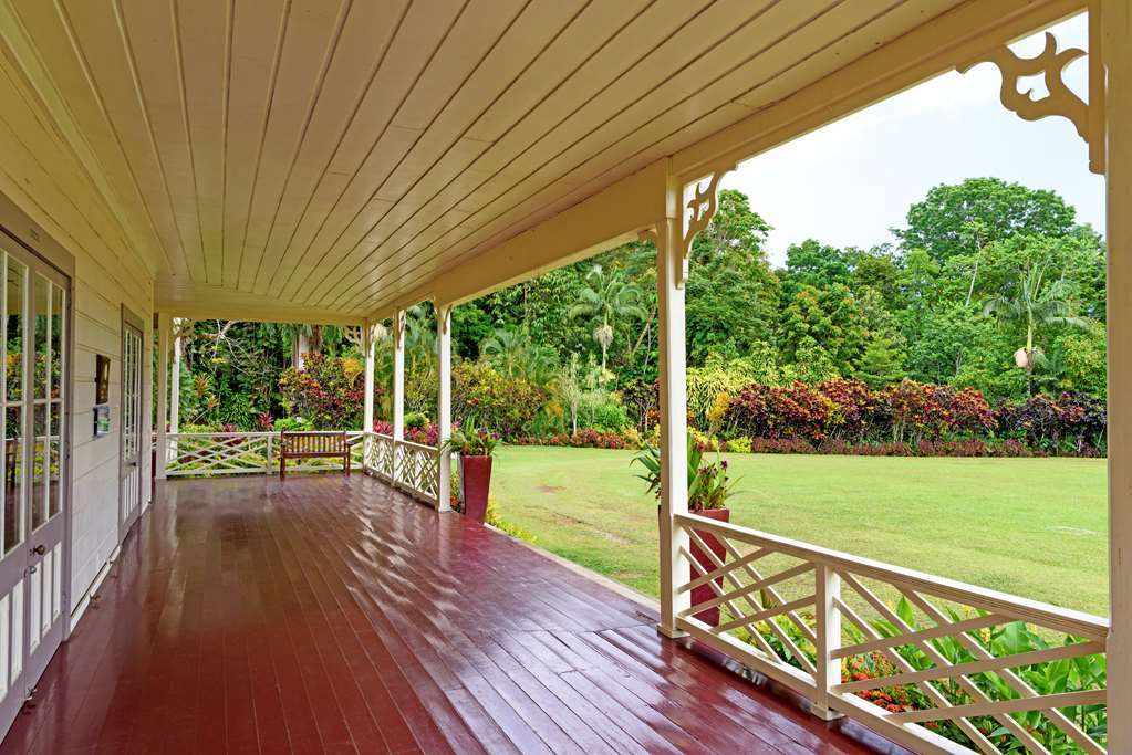 Mulifanua Sheraton Samoa Beach Resort מראה חיצוני תמונה